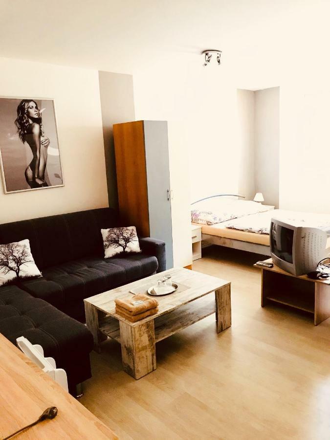 Restaurace Penzion Pod Sumarnikem Tvarozna Lhota Dış mekan fotoğraf