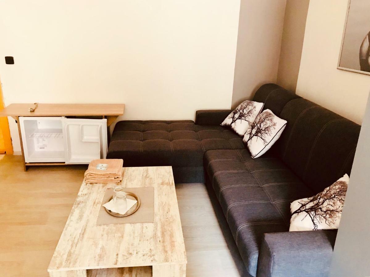 Restaurace Penzion Pod Sumarnikem Tvarozna Lhota Dış mekan fotoğraf
